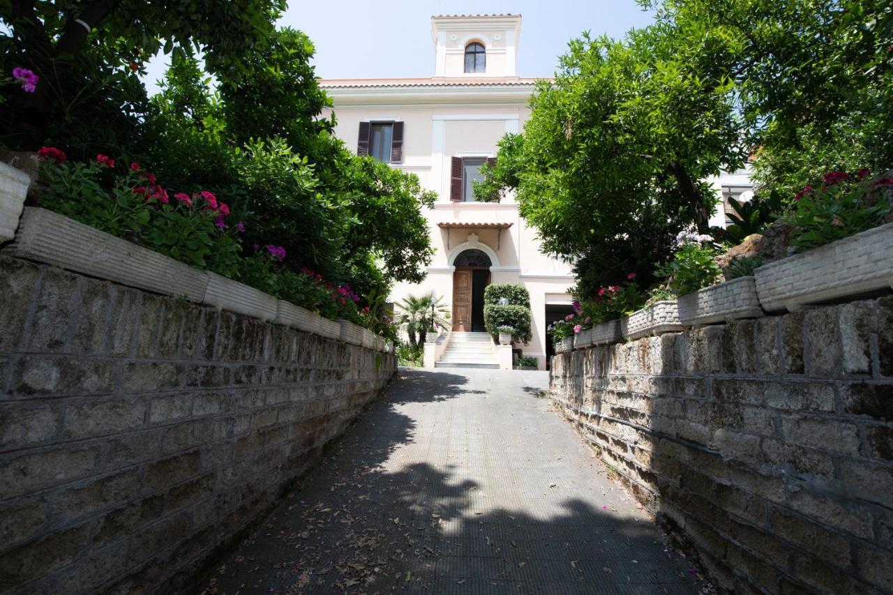 Domus Cordara - Splendido Appartamento Nel Verde Róma Kültér fotó