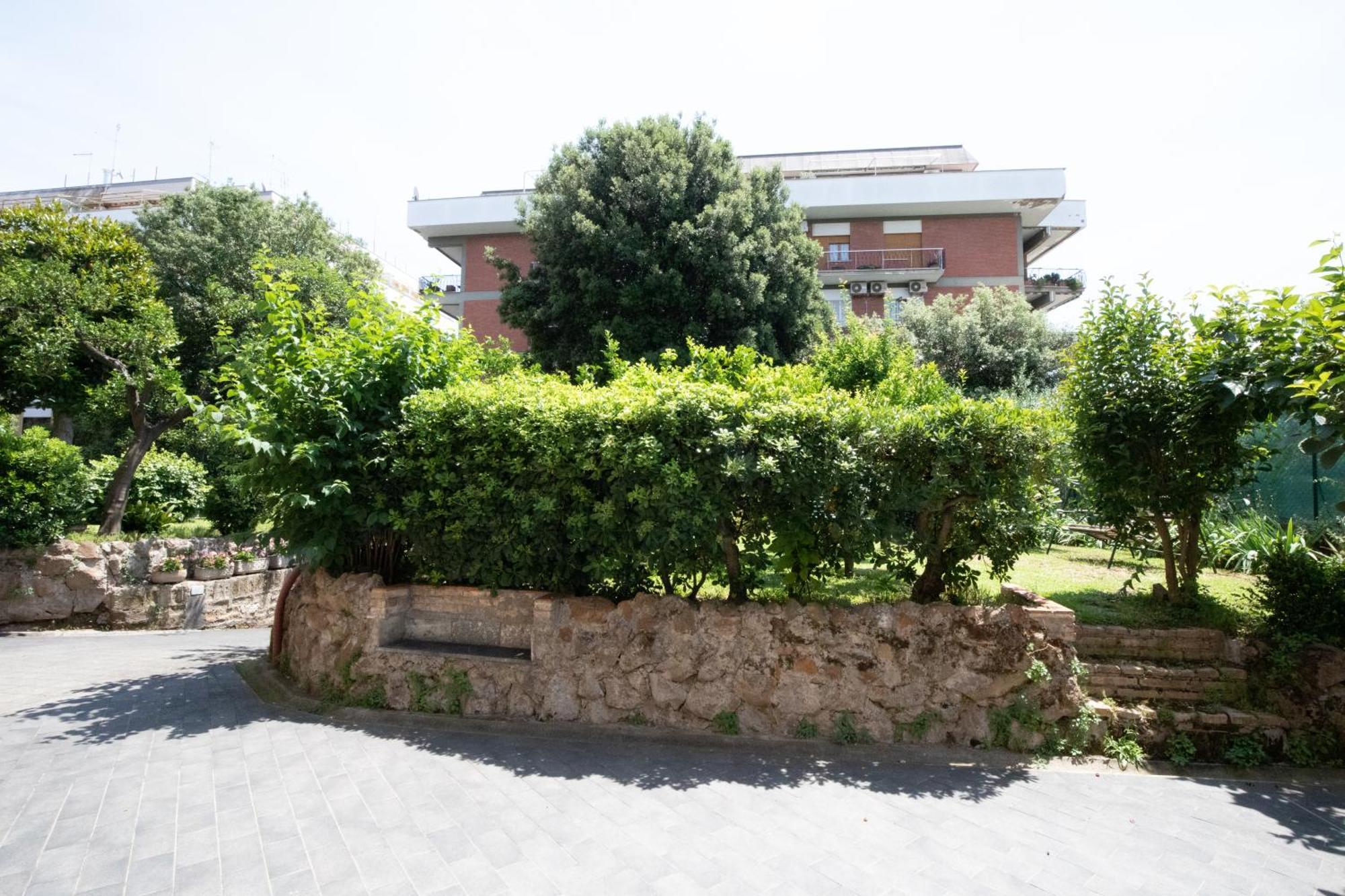 Domus Cordara - Splendido Appartamento Nel Verde Róma Kültér fotó